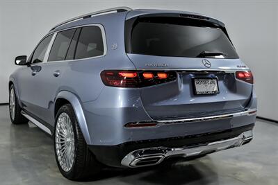 2025 Mercedes-Benz GLS Mercedes-Maybach GLS 600 4MATIC   - Photo 10 - Joliet, IL 60435