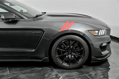 2017 Ford Mustang Shelby GT350 - Photo 15 - Joliet, IL 60435