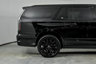 2026 Cadillac Escalade-V ESV -EXECUTIVE & ONYX PACKAGE-$187K MSRP - Photo 13 - Joliet, IL 60435