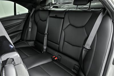 2022 Cadillac CT4-V Blackwing   - Photo 25 - Joliet, IL 60435