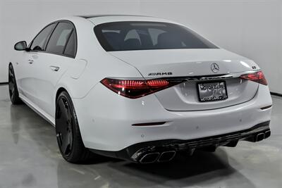2024 Mercedes-Benz AMG S 63 E Performance-MASSIVE $216K MSRP   - Photo 10 - Joliet, IL 60435