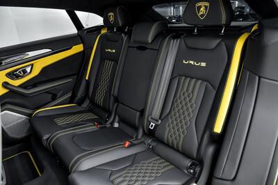 2024 Lamborghini Urus S - Photo 27 - Joliet, IL 60435