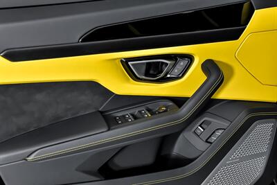 2024 Lamborghini Urus S - Photo 17 - Joliet, IL 60435