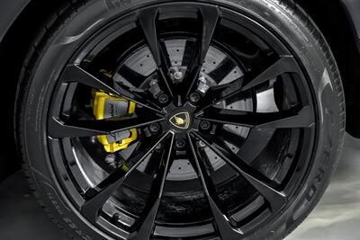 2024 Lamborghini Urus S - Photo 48 - Joliet, IL 60435