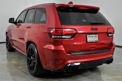 2018 Jeep Grand Cherokee Trackhawk   - Photo 8 - Joliet, IL 60435