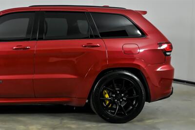 2018 Jeep Grand Cherokee Trackhawk   - Photo 7 - Joliet, IL 60435
