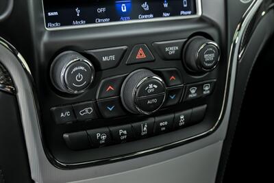 2018 Jeep Grand Cherokee Trackhawk   - Photo 31 - Joliet, IL 60435