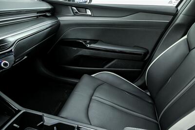 2025 Kia K5 GT-Line - Photo 38 - Joliet, IL 60435
