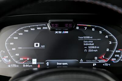 2022 BMW X5 M COMPETITION   - Photo 28 - Joliet, IL 60435