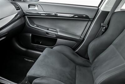 2014 Mitsubishi Lancer Evolution GSR - Photo 34 - Joliet, IL 60435