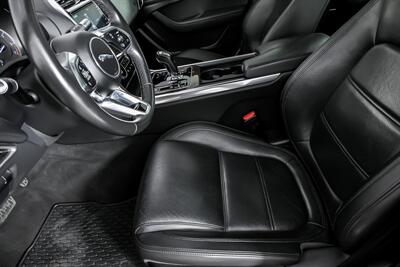 2020 Jaguar XE P250 S   - Photo 21 - Joliet, IL 60435