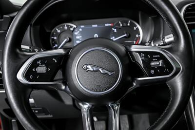 2020 Jaguar XE P250 S   - Photo 28 - Joliet, IL 60435