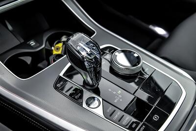 2022 BMW X5 M50i-M SPORT   - Photo 38 - Joliet, IL 60435