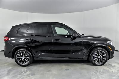 2022 BMW X5 M50i-M SPORT   - Photo 14 - Joliet, IL 60435