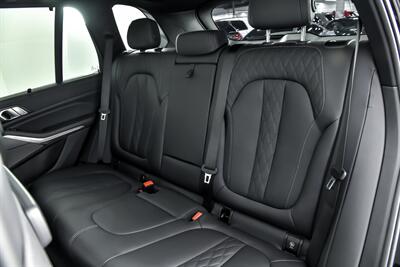 2022 BMW X5 M50i-M SPORT   - Photo 25 - Joliet, IL 60435