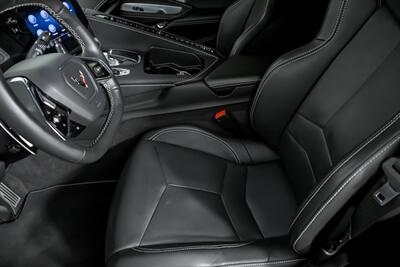 2023 Chevrolet Corvette Stingray 2LT - Photo 18 - Joliet, IL 60435