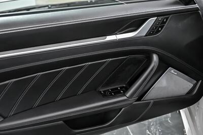 2022 Porsche 911 Targa 4S   - Photo 16 - Joliet, IL 60435