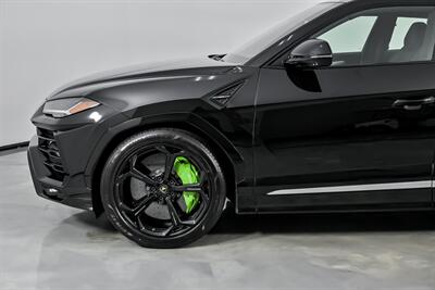 2019 Lamborghini Urus   - Photo 7 - Joliet, IL 60435