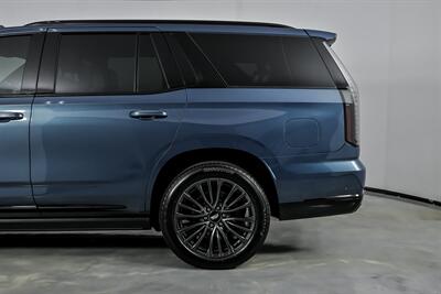 2025 Cadillac Escalade Sport Platinum   - Photo 9 - Joliet, IL 60435