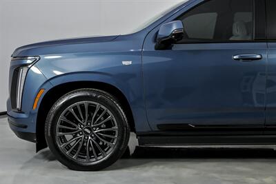 2025 Cadillac Escalade Sport Platinum   - Photo 7 - Joliet, IL 60435