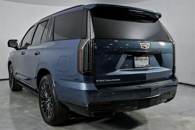 2025 Cadillac Escalade Sport Platinum   - Photo 10 - Joliet, IL 60435