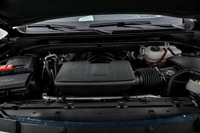 2025 Cadillac Escalade Sport Platinum   - Photo 17 - Joliet, IL 60435