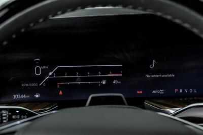 2025 Cadillac Escalade Sport Platinum   - Photo 30 - Joliet, IL 60435