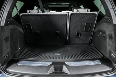 2025 Cadillac Escalade Sport Platinum   - Photo 16 - Joliet, IL 60435