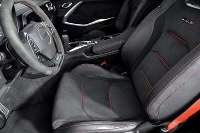 2023 Chevrolet Camaro ZL1   - Photo 22 - Joliet, IL 60435