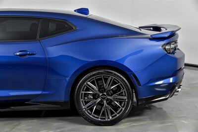 2023 Chevrolet Camaro ZL1   - Photo 9 - Joliet, IL 60435