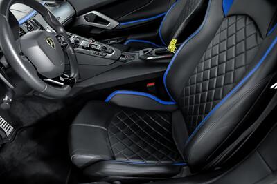 2019 Lamborghini Aventador LP 740-4 S   - Photo 25 - Joliet, IL 60435