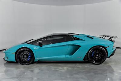 2019 Lamborghini Aventador LP 740-4 S   - Photo 8 - Joliet, IL 60435