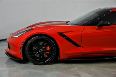 2015 Chevrolet Corvette Stingray Z51 3LT - Photo 7 - Joliet, IL 60435
