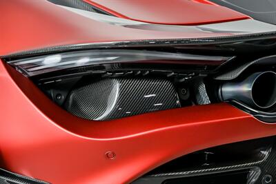 2018 McLaren 720S   - Photo 17 - Joliet, IL 60435