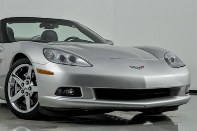 2007 Chevrolet Corvette   - Photo 3 - Joliet, IL 60435