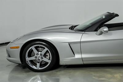 2007 Chevrolet Corvette   - Photo 6 - Joliet, IL 60435