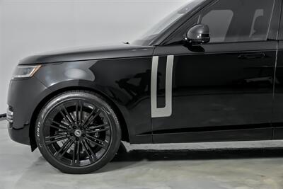 2023 Land Rover Range Rover P530 SE LWB - Photo 7 - Joliet, IL 60435