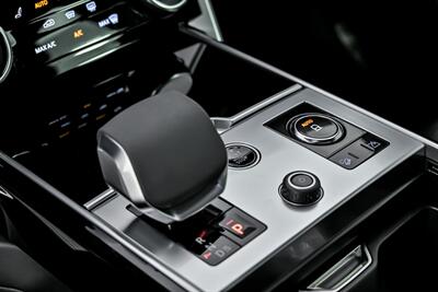 2023 Land Rover Range Rover P530 SE LWB - Photo 36 - Joliet, IL 60435