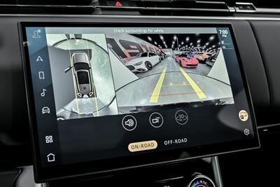 2023 Land Rover Range Rover P530 SE LWB - Photo 32 - Joliet, IL 60435