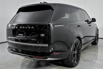 2023 Land Rover Range Rover P530 SE LWB - Photo 12 - Joliet, IL 60435
