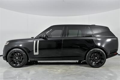 2023 Land Rover Range Rover P530 SE LWB - Photo 8 - Joliet, IL 60435