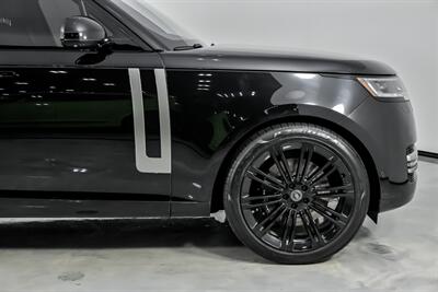 2023 Land Rover Range Rover P530 SE LWB - Photo 15 - Joliet, IL 60435