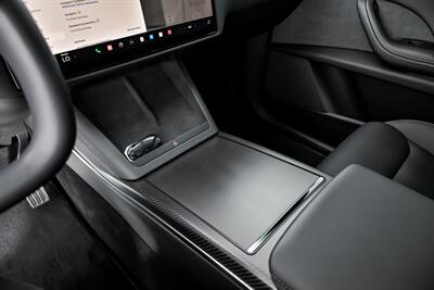 2022 Tesla Model X Plaid-FULL SELF DRIVING-FRESH WRAP!   - Photo 39 - Joliet, IL 60435