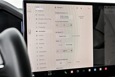 2022 Tesla Model X Plaid-FULL SELF DRIVING-FRESH WRAP!   - Photo 34 - Joliet, IL 60435