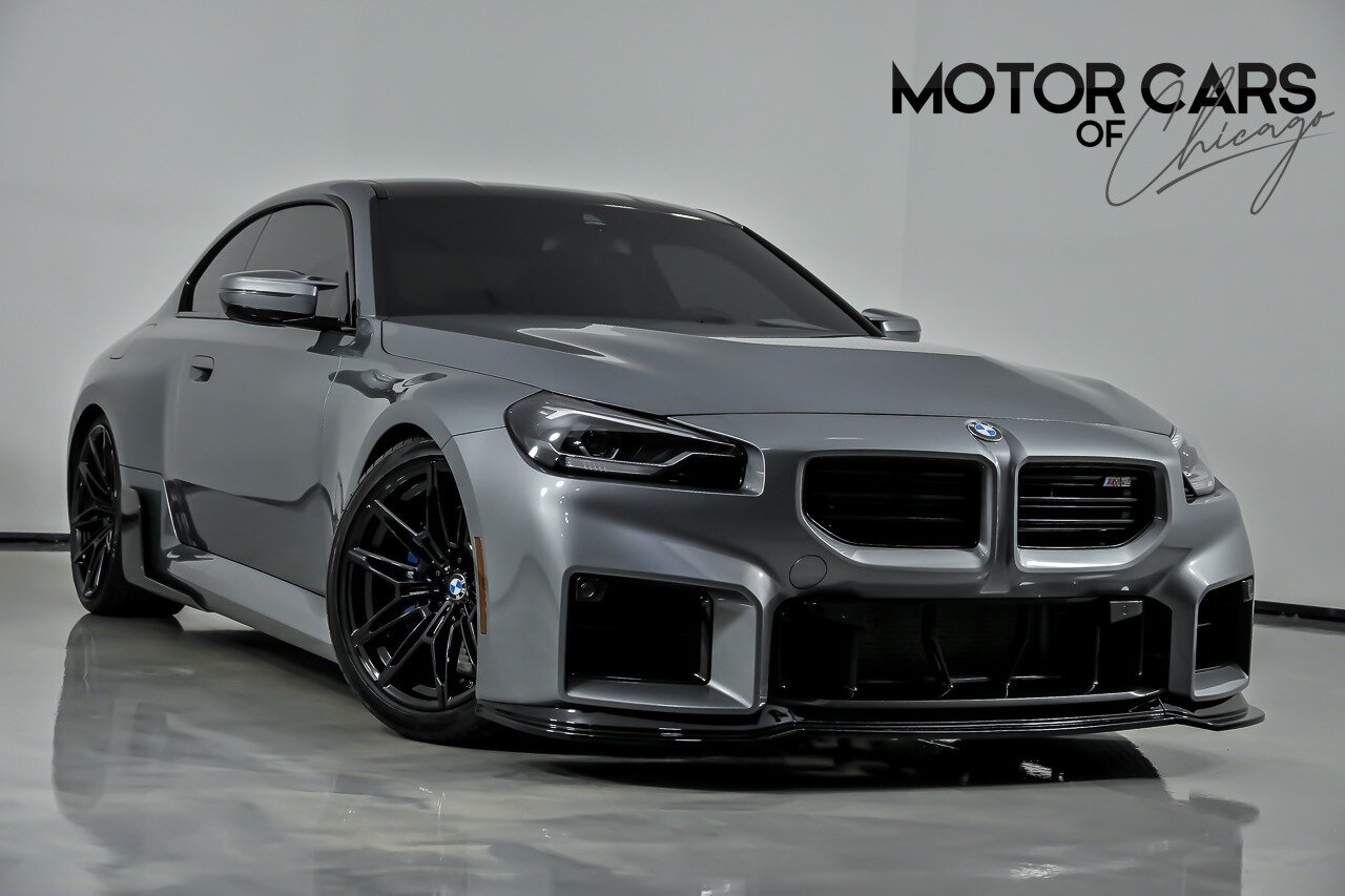 2025 BMW M2   - Photo 1 - Joliet, IL 60435