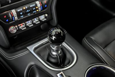 2021 Ford Mustang GT Premium   - Photo 32 - Joliet, IL 60435