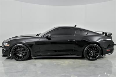 2021 Ford Mustang GT Premium   - Photo 8 - Joliet, IL 60435