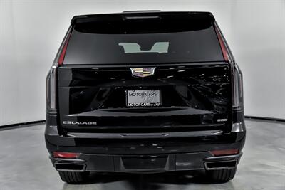 2023 Cadillac Escalade Sport   - Photo 11 - Joliet, IL 60435
