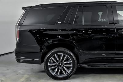 2023 Cadillac Escalade Sport   - Photo 13 - Joliet, IL 60435
