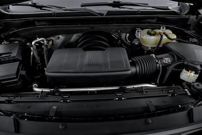 2023 Cadillac Escalade Sport   - Photo 17 - Joliet, IL 60435